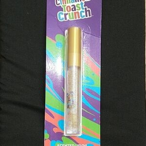 Cinnamon Toast Crunch Scented Lip Oil - Gold Glitter